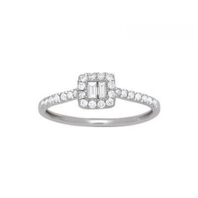 Bague en or gris sertie de diamants baguette et brillants.